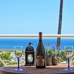 Holiday home Blue Vision Luxury House